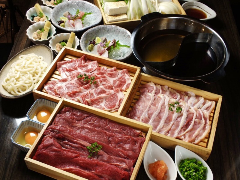 厳選食材の食べ放題コースも!