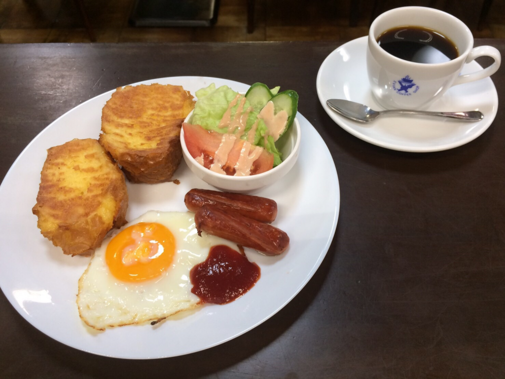 Their breakfast meals have been loved by the locals in Kobe for decades.