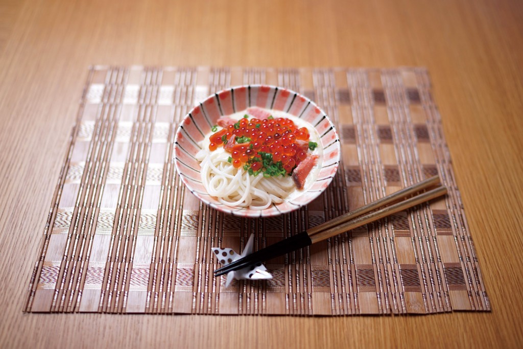 You can freely enjoy cooking somen in many different styles like Japanese, Western or Chinese style. 