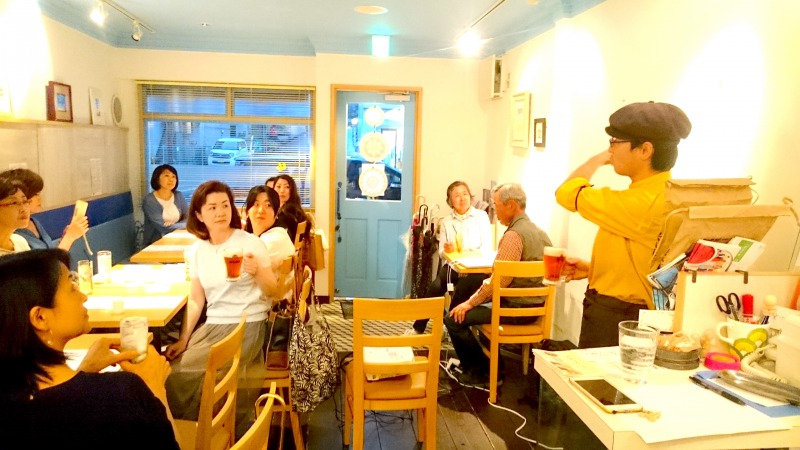 Many fun events have been held regularly at the café. 